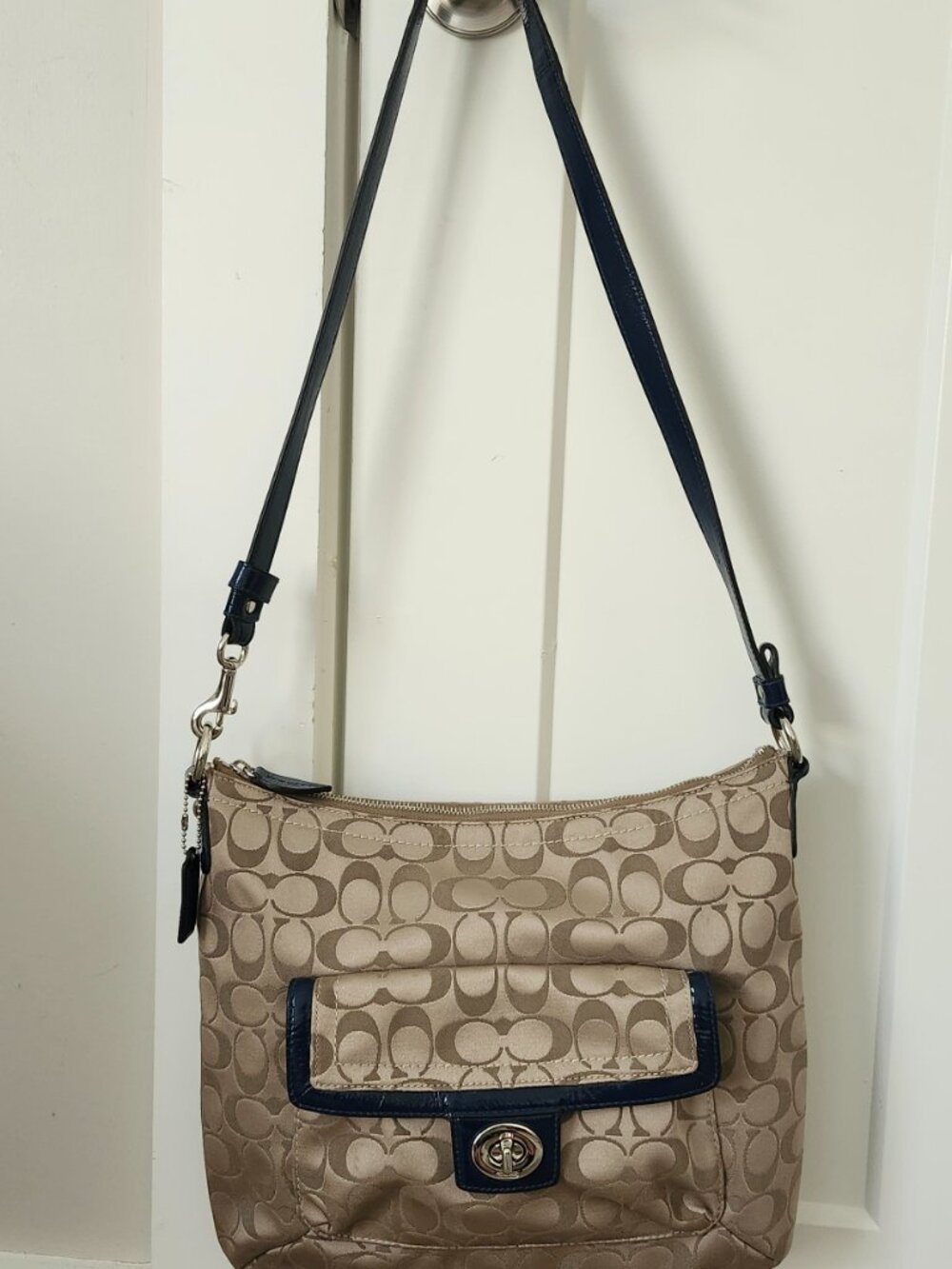 Coach Signature Stripe Tote • Blue Leather Trim • Beige/Blue Canvas • EUC - Picture 11 of 14